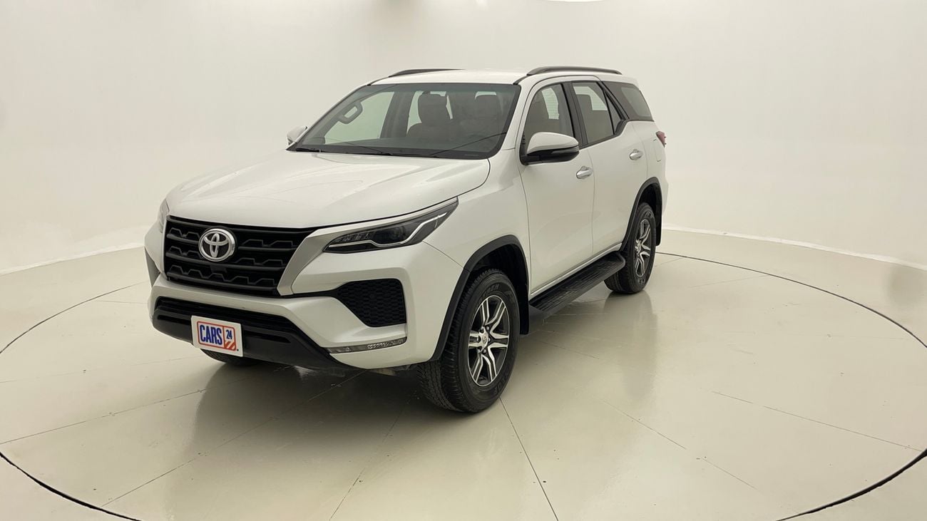 تويوتا فورتونر EXR 2.7 | بدون دفعة مقدمة | اختبار القيادة في المنزل