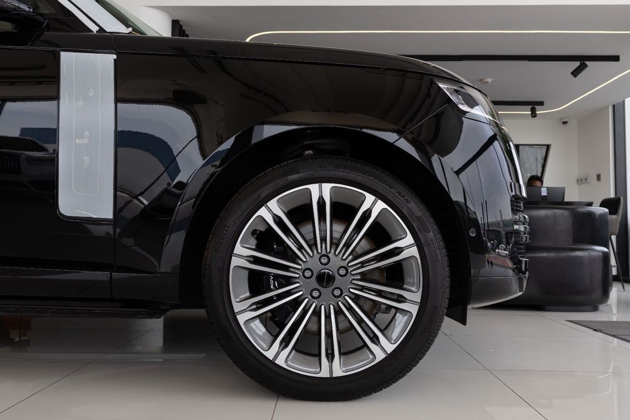 لاند روفر رينج روفر Land Rover | Range Rover | Autobiography P530 | GCC | Automatic side steps | 2026 (EXPORT)