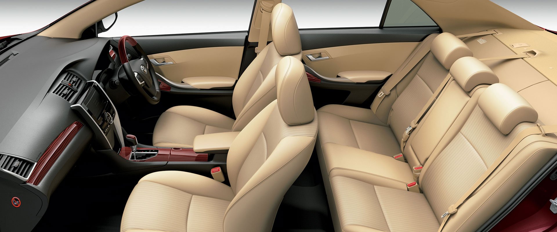 Toyota Premio interior - Seats