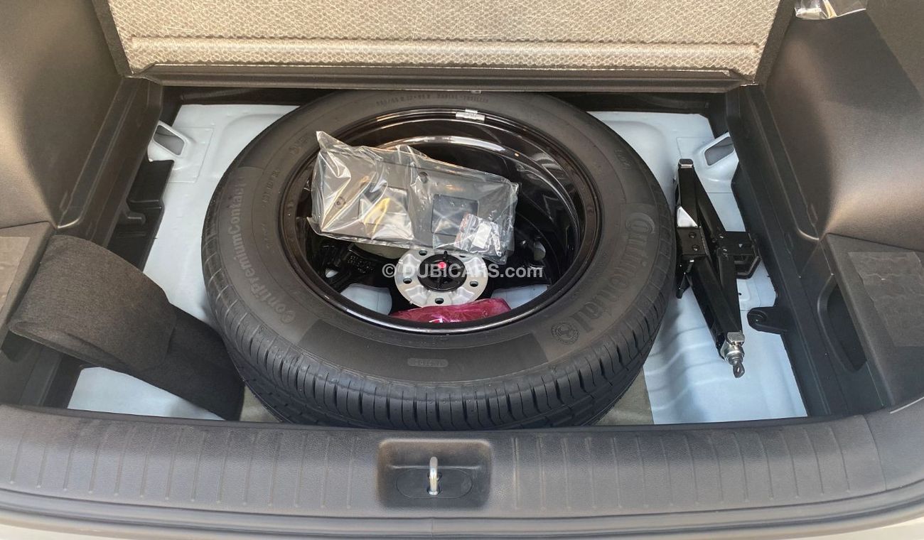 Kia Sportage (GCC 1.6 ) very good condition without accident original paint