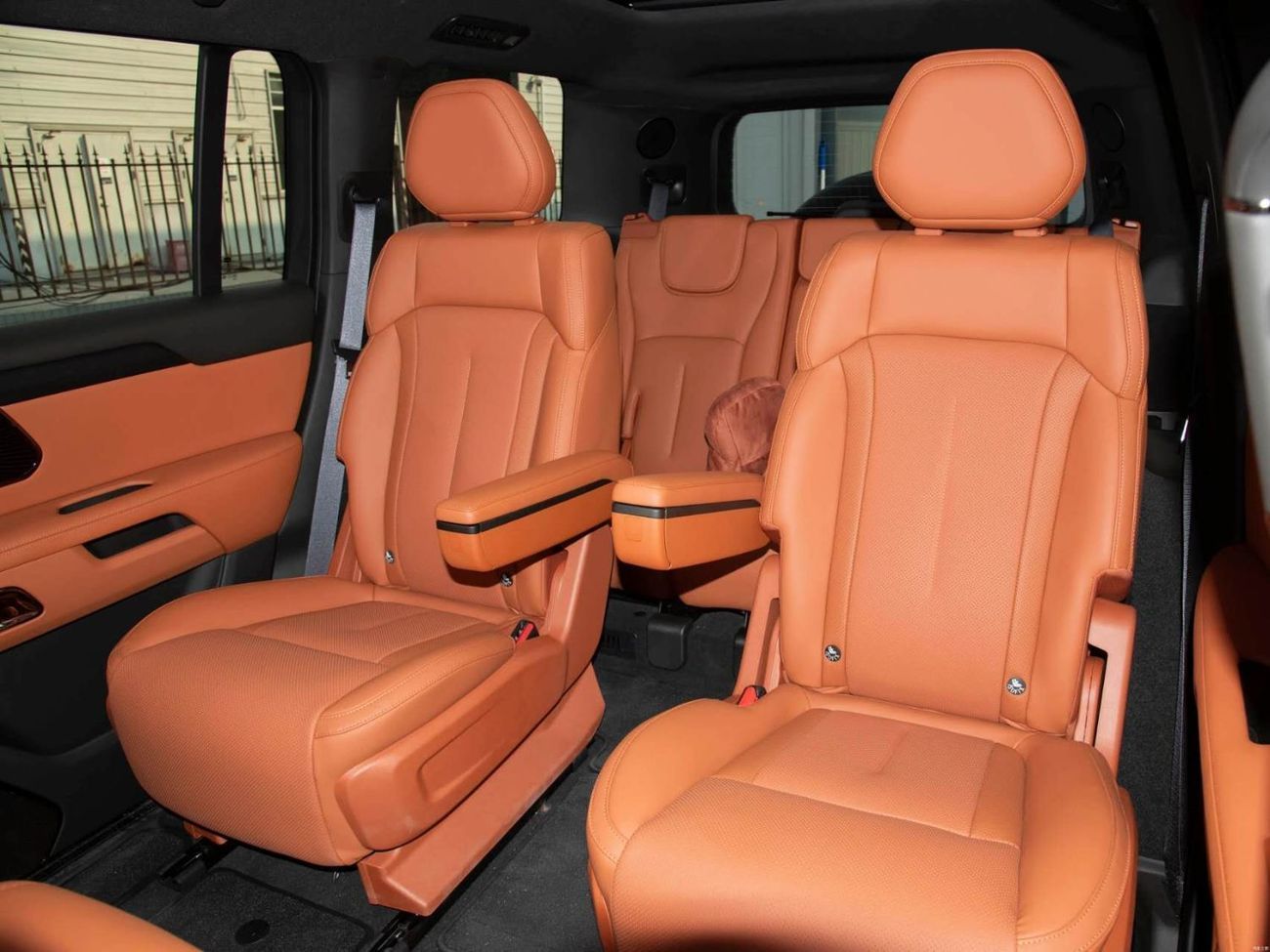 ROX 01 7 seats black-orange