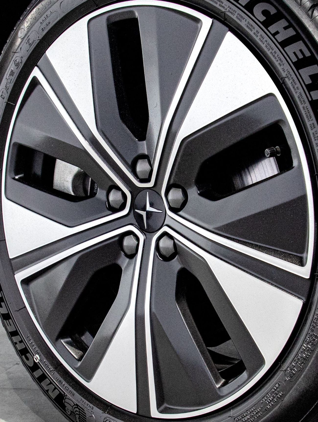 بولستار بوليستار 2