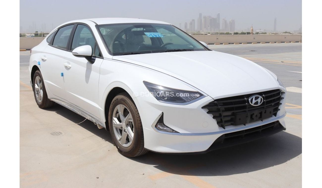 Hyundai Sonata 2.5L PETROL, MONITOR, SEDAN , FWD, 4 DOORS, COLOR WHITE, MULTIMEDIA STEEING, MODEL 2022. FOR EXPORT