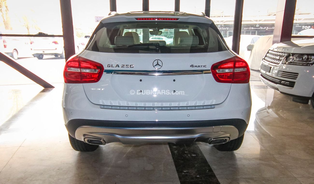 مرسيدس بنز GLA 250