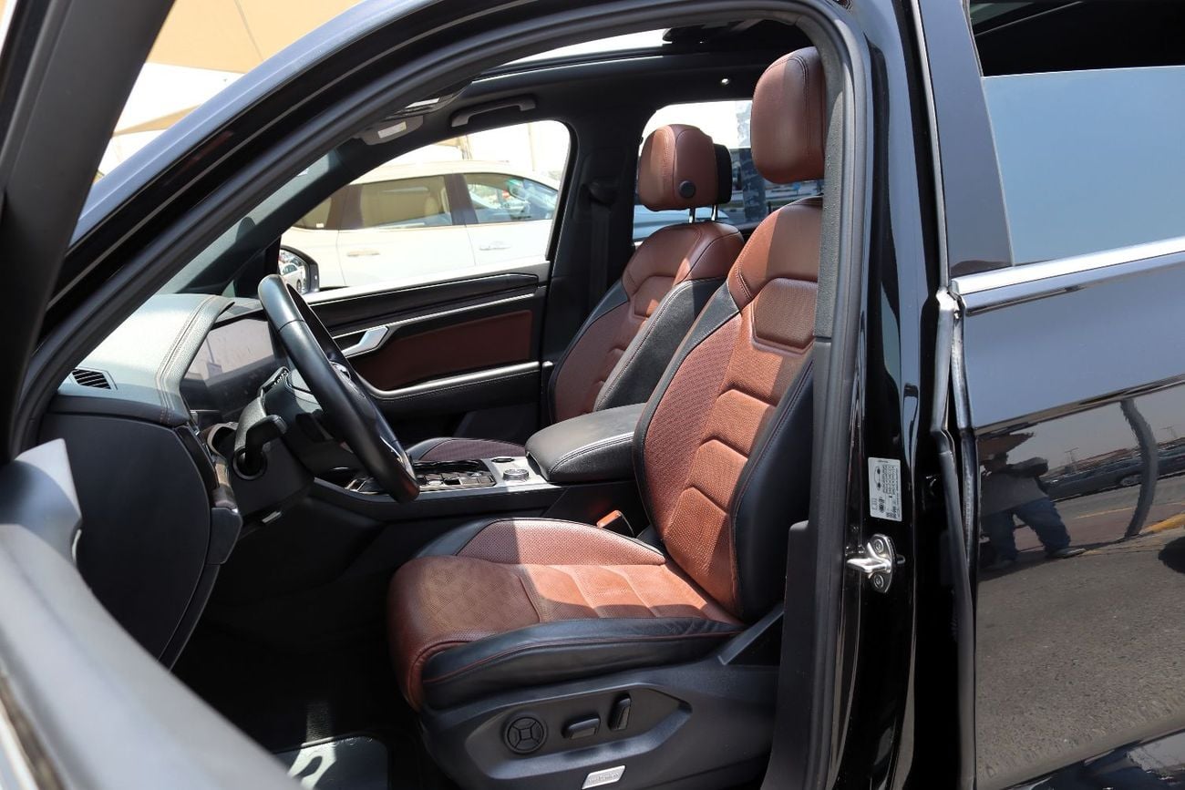 Volkswagen Touareg ATMOSPHERE HIGHLINE - FULL OPTION - FULL SERVICE HISTORY FROM DEALER - ORIGINAL PAINT - BRAND NEW CO