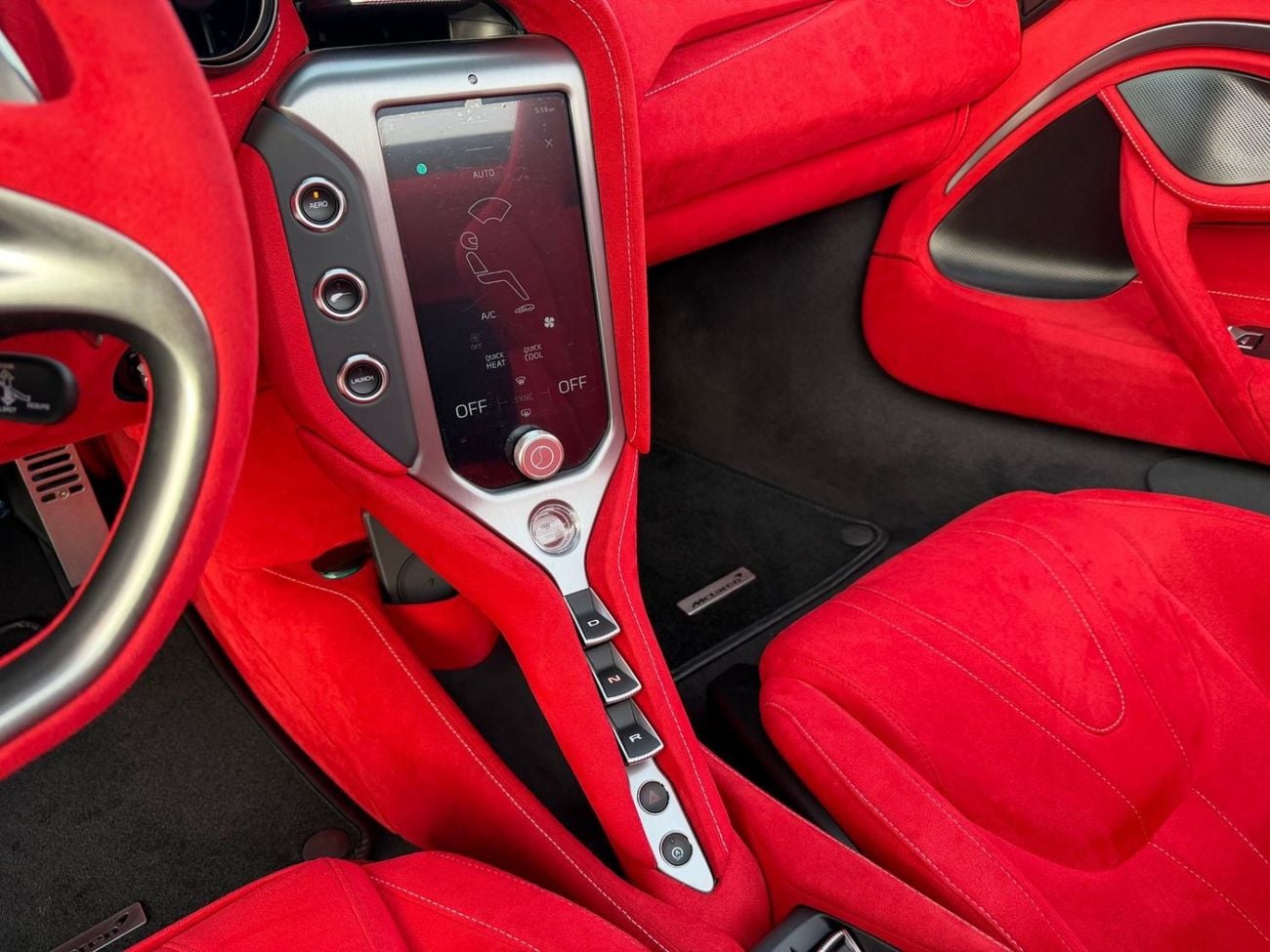 McLaren 750S AED 27,999 P.M | 0% DOWN PAYMENT | MCLAREN 750S SPIDER MSO (McLaren Special Operations) Bespoke Spec