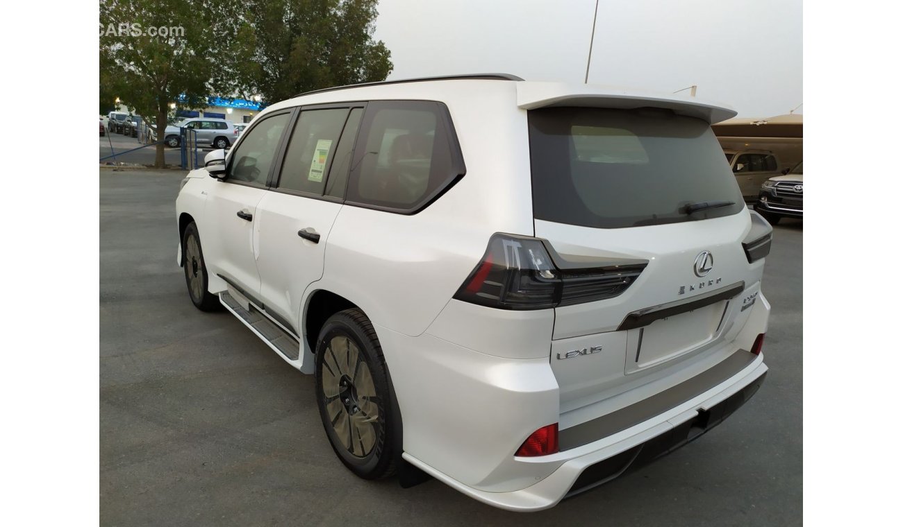 Lexus LX 570 Kuro Black Edition