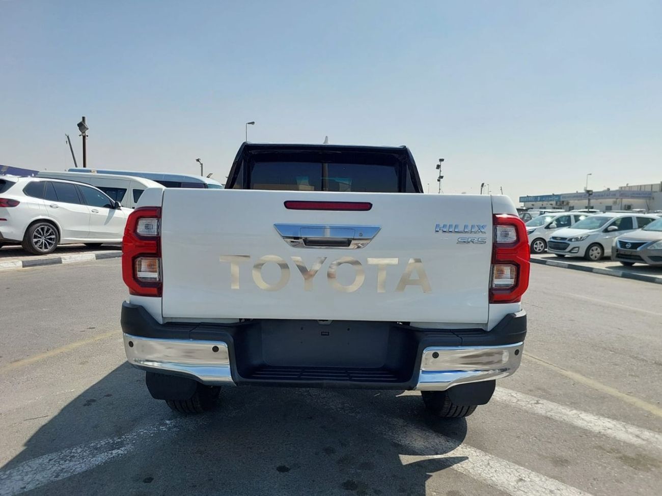 Toyota Hilux (RAMADAN OFFER) TOYOTA HILUX PICKUP RHD 2023 MODEL 2.8 L DIESEL AUTOMATIC(PM85171)