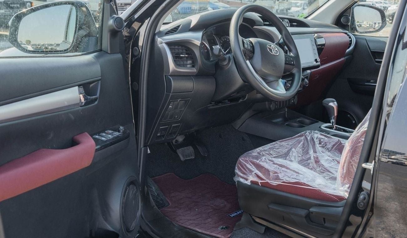 Toyota Hilux 2025 Toyota Hilux TRD SR5 4.0L Petrol AT (Black)