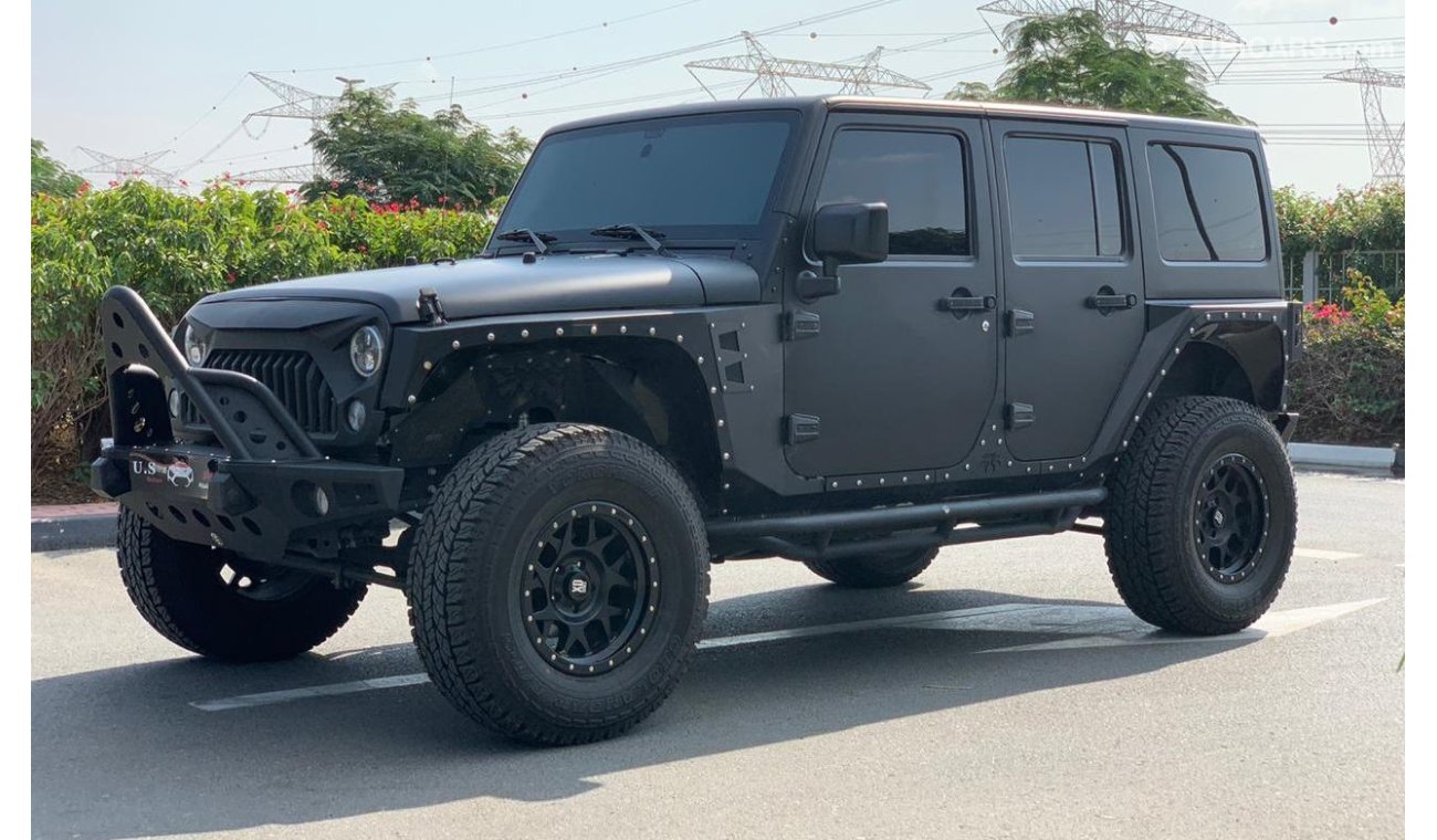 Jeep Wrangler SPORT GCC SPECS WITH BODY KIT