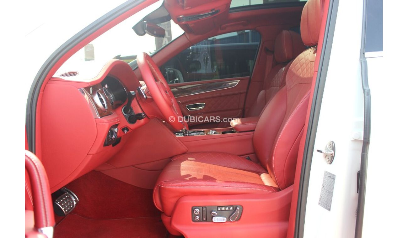 Bentley Bentayga (2018) V12 6.0L TWINE TURBO, GCC