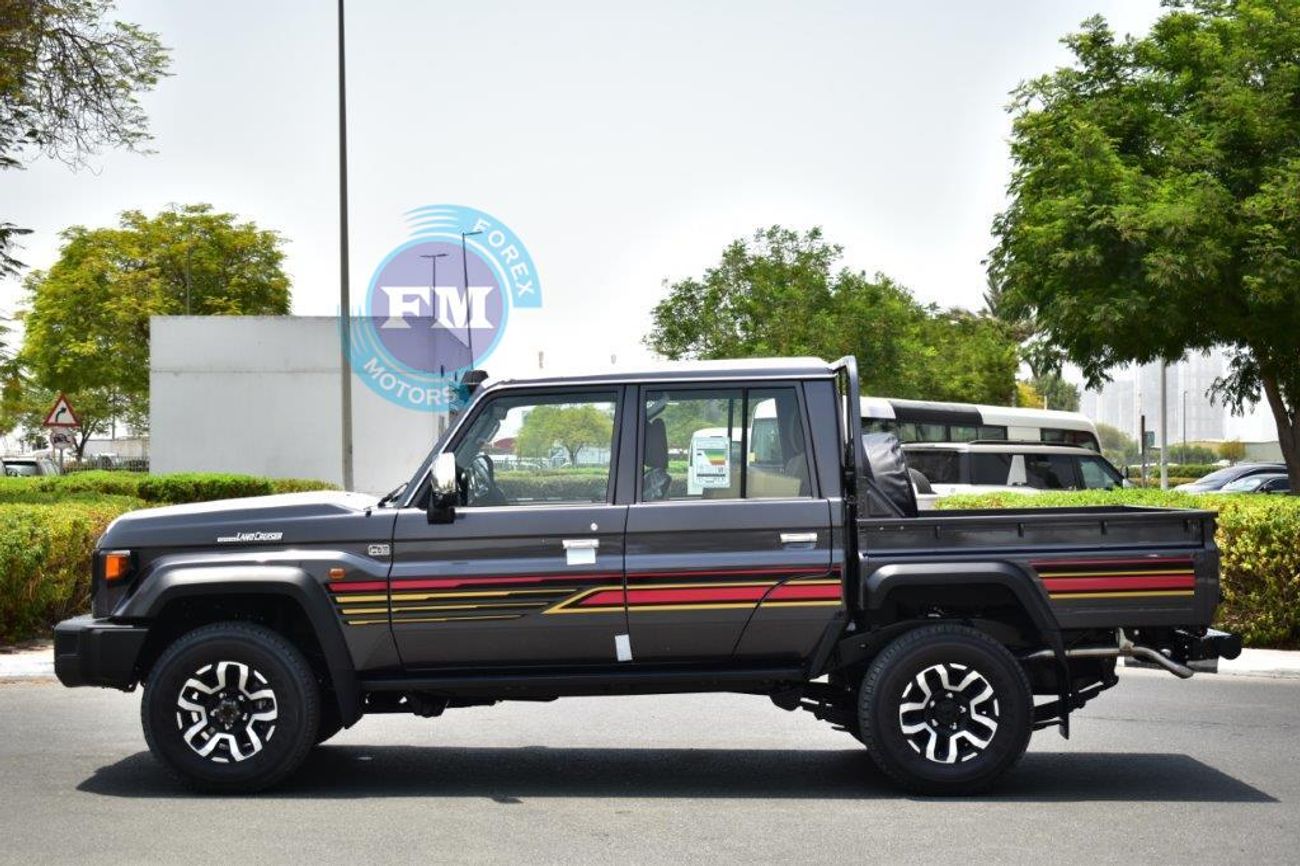 تويوتا لاند كروزر بيك آب 79 Double Cab 40th Anniversary LX-Z 2.8L Diesel Automatic