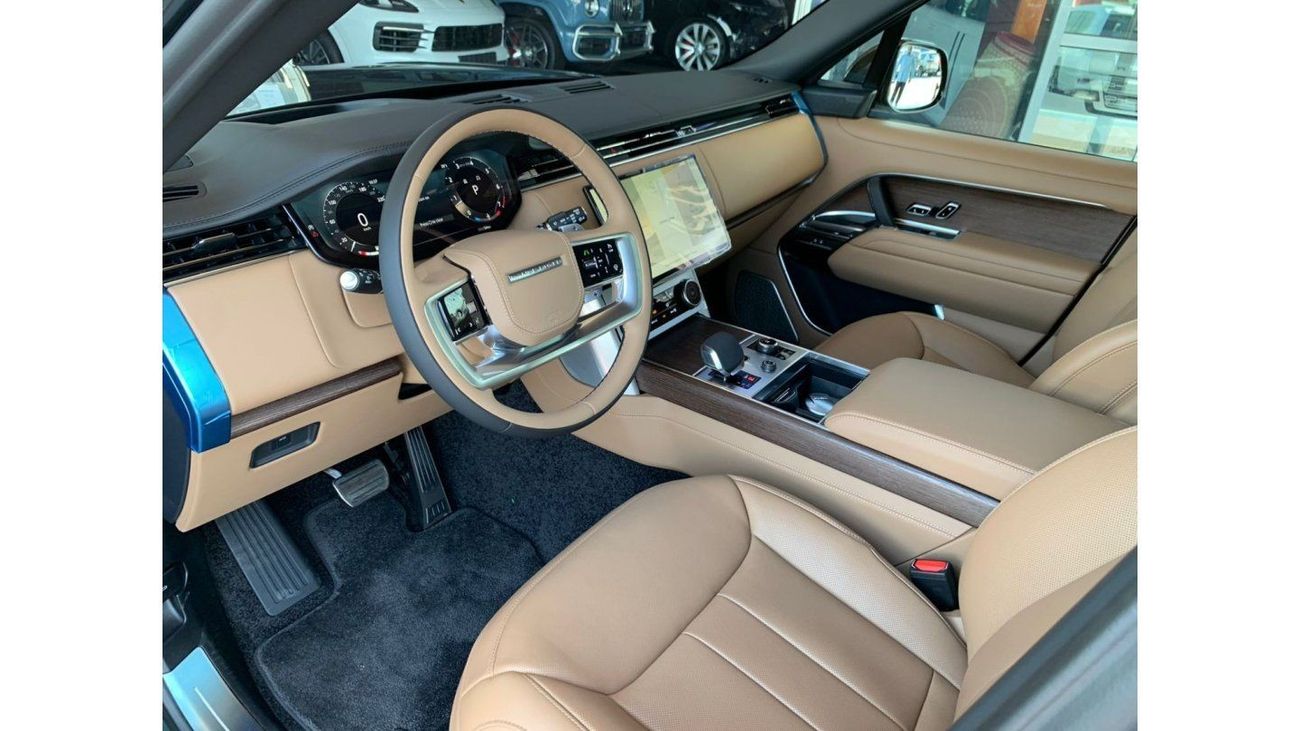 Land Rover Range Rover GCC Spec / Under Warranty