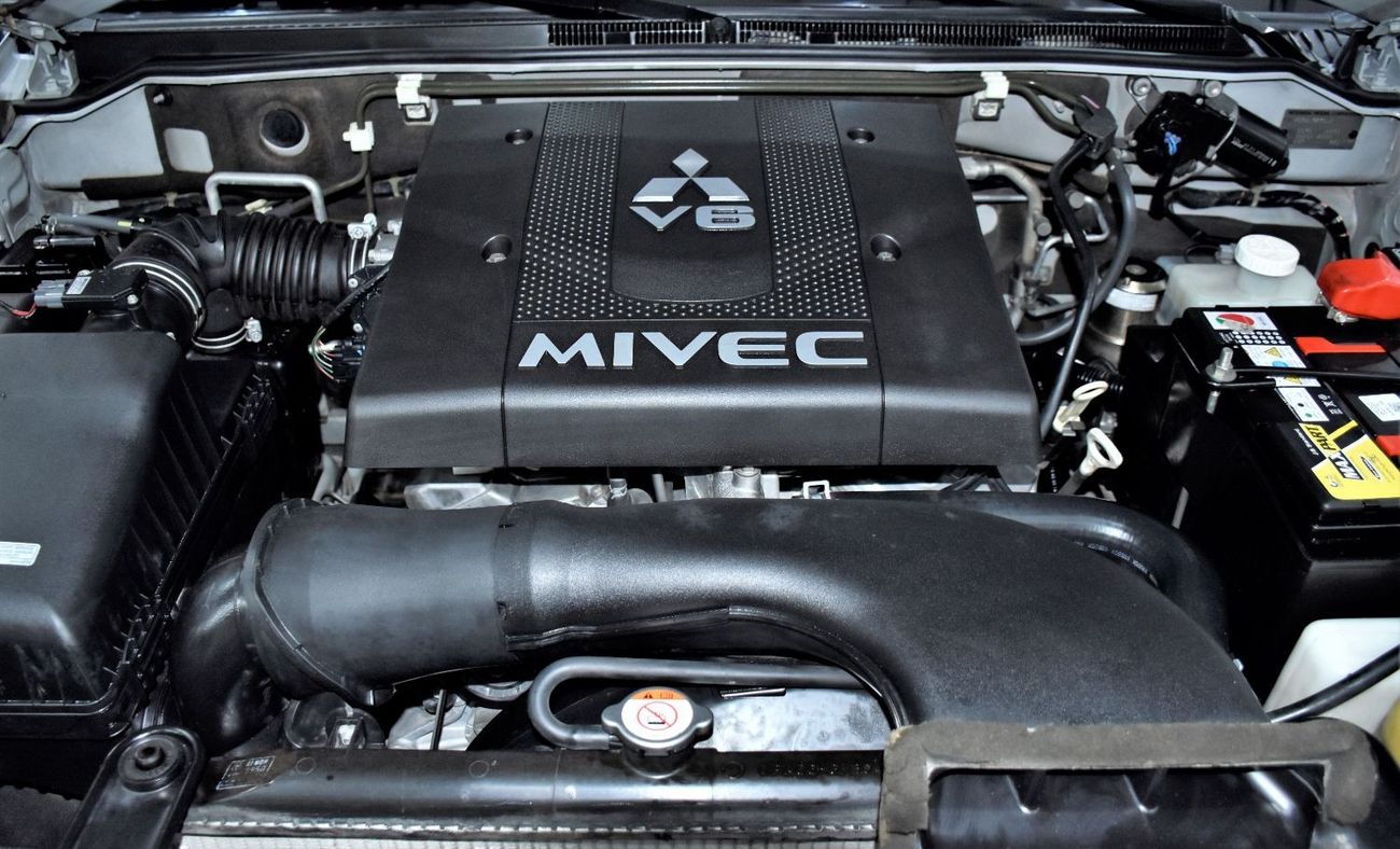 Mitsubishi Pajero EXCELLENT DEAL for our Mitsubishi Pajero GLS 3.8 V6 ( 2016 Model ) in Silver Color GCC Specs