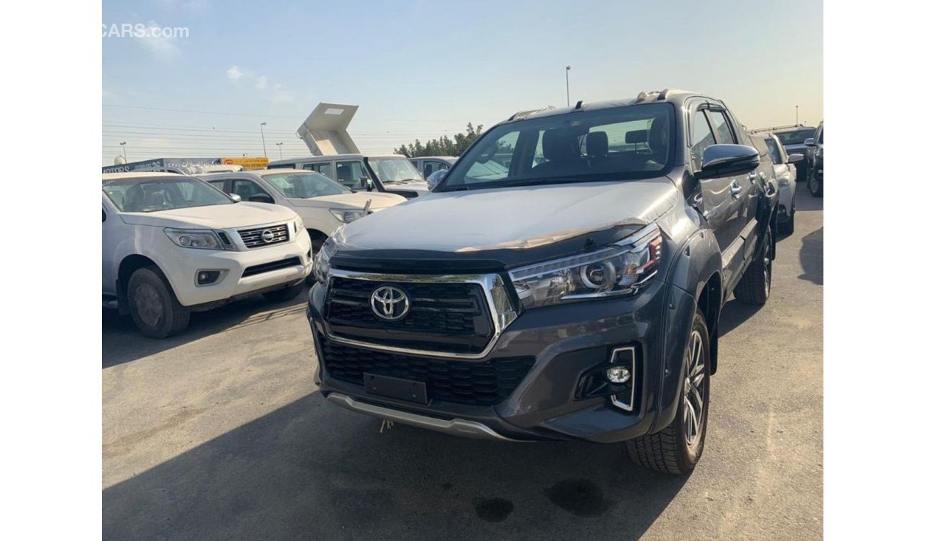 Toyota Hilux revo full option