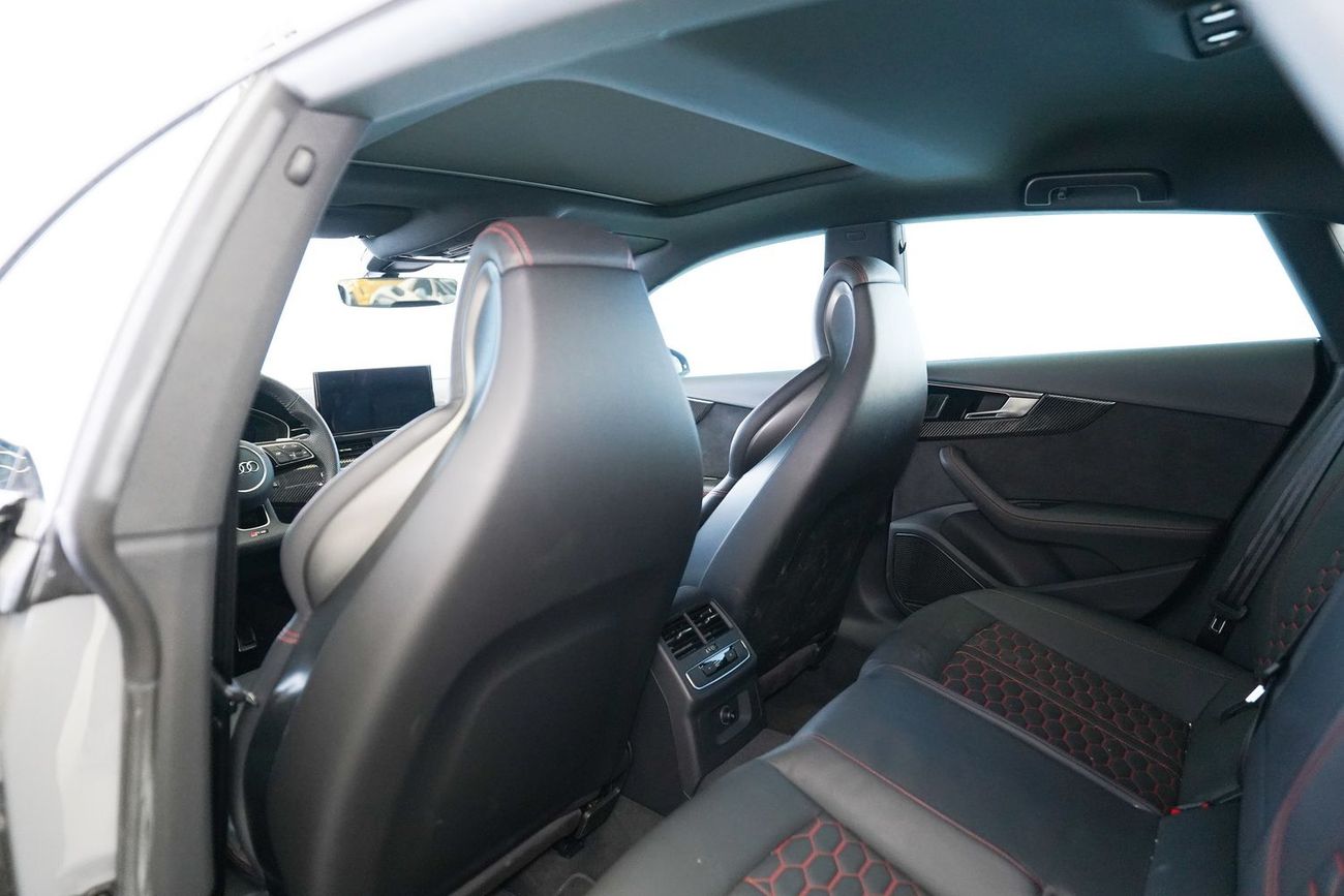 أودي RS5 TFSI quattro 2.9L (444 HP)