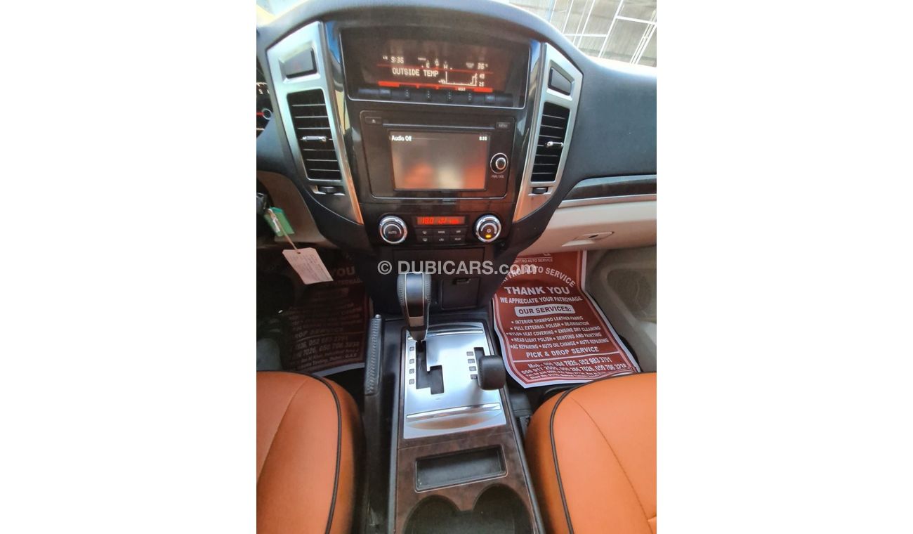 Mitsubishi Pajero Full option clean car