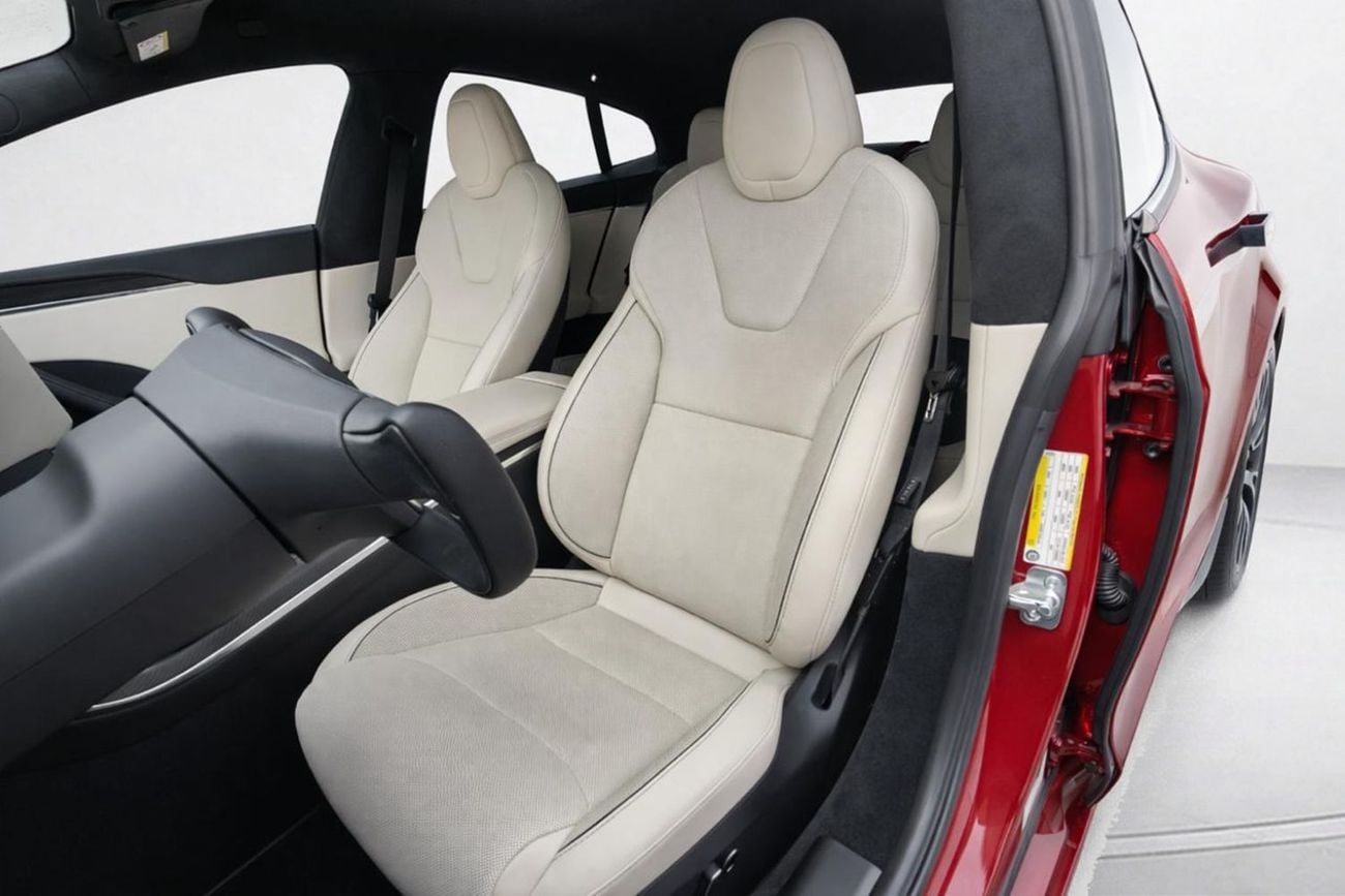 Tesla Model S Plaid (AWD) AED 4,700 / Monthly l 0% Downpayment l Tesla Model S Plaid Performance