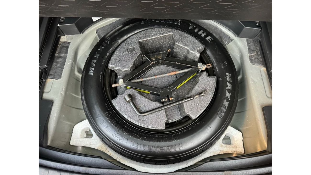 تويوتا راف ٤ 2023 LE KEY START AWD 2 REMOTES USA IMPORTED