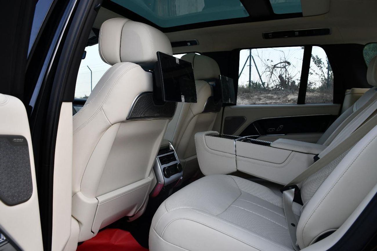 Land Rover Range Rover Autobiography P530 4.4L RANGE ROVER VOUGE V8 autobiography P530 2025 4.4L