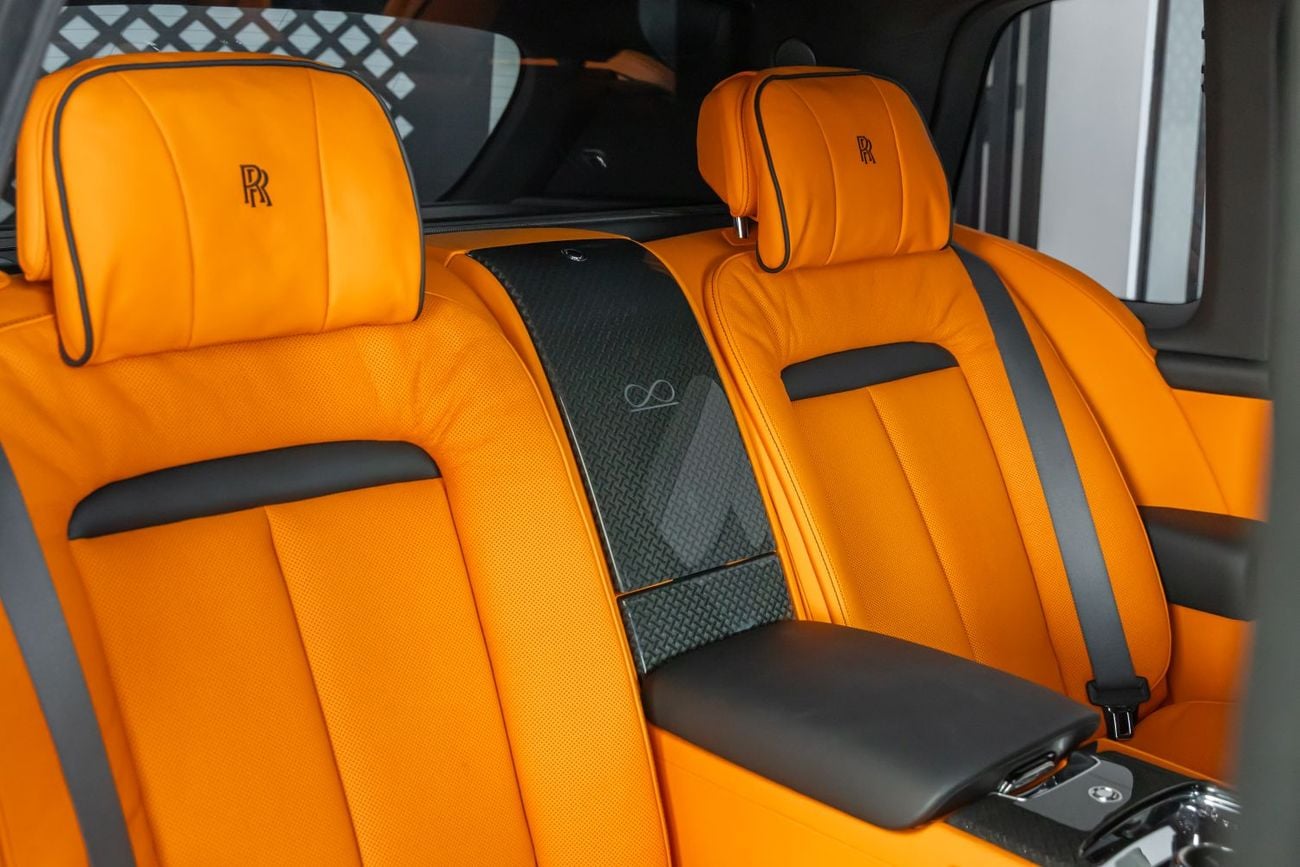 رولز رويس كولينان Rolls-Royce Cullinan Black Badge | Bespoke Orange Interior | Fully loaded | WARRANTY AVAILABLE PITST