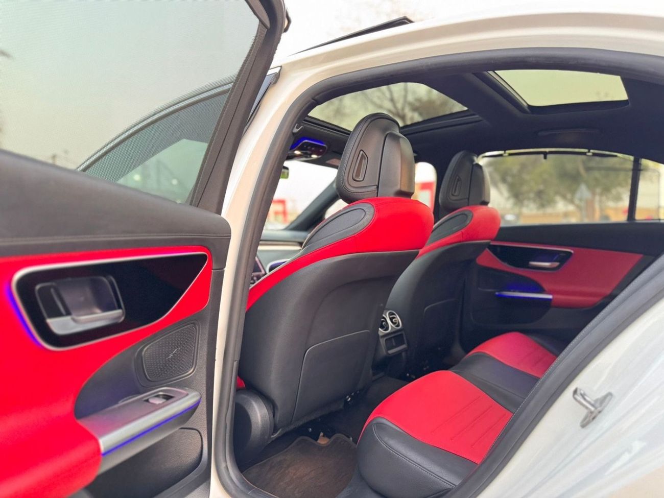 مرسيدس بنز C 200 Premium 2.0L