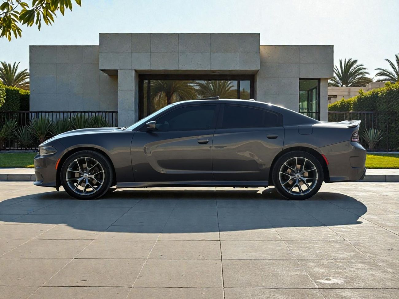 دودج تشارجر GT 3.6L V6 – 292 BHP | 2019 | GCC SPECS | AED 1,740 PER MONTH