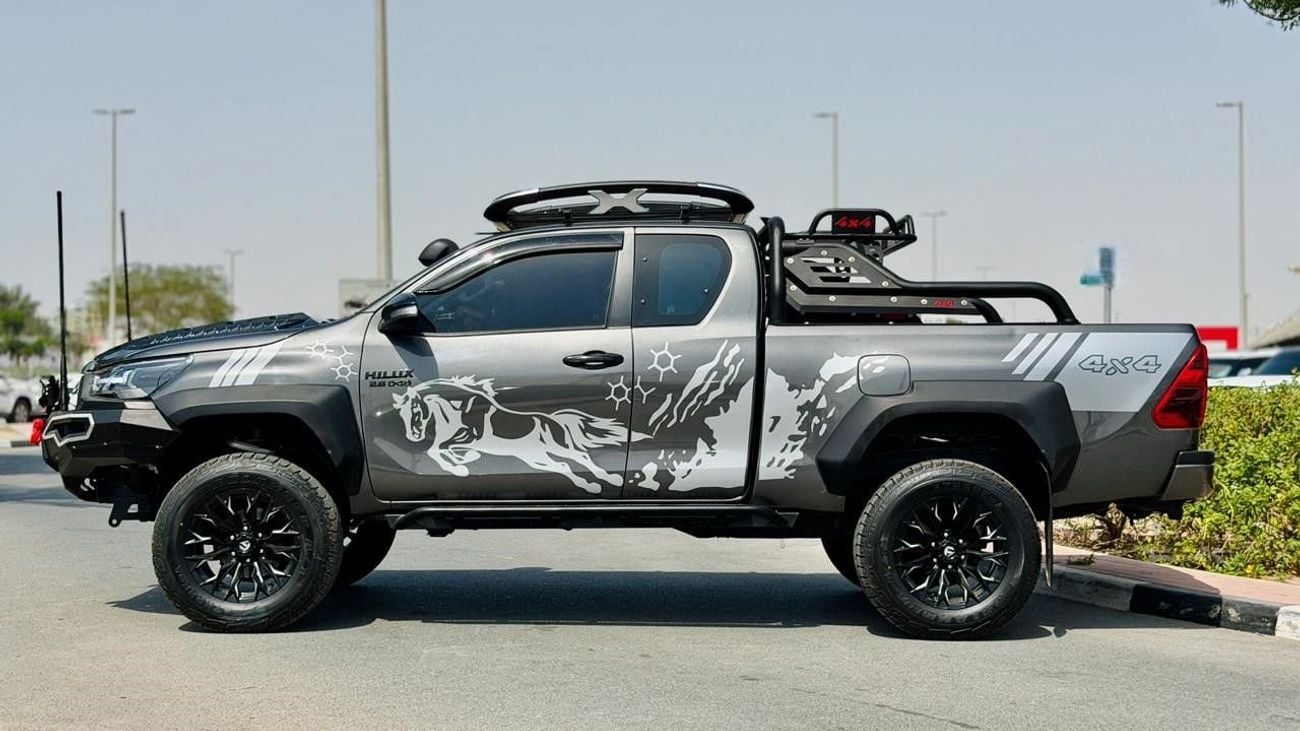 Toyota Hilux 2018| 2.8L DIESEL ENGINE | MT | RHD | HEAVY BULL BAR | AIR SNORKEL | DUAL BULL BAR ANTENNA | BONNET