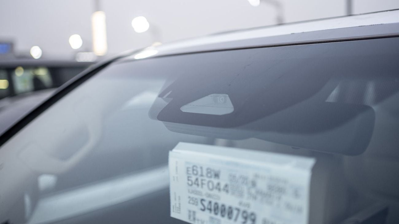 Toyota Land Cruiser 2025 Toyota Land Cruiser 300 VXR 3.5L AT Hybrid (Bronze)