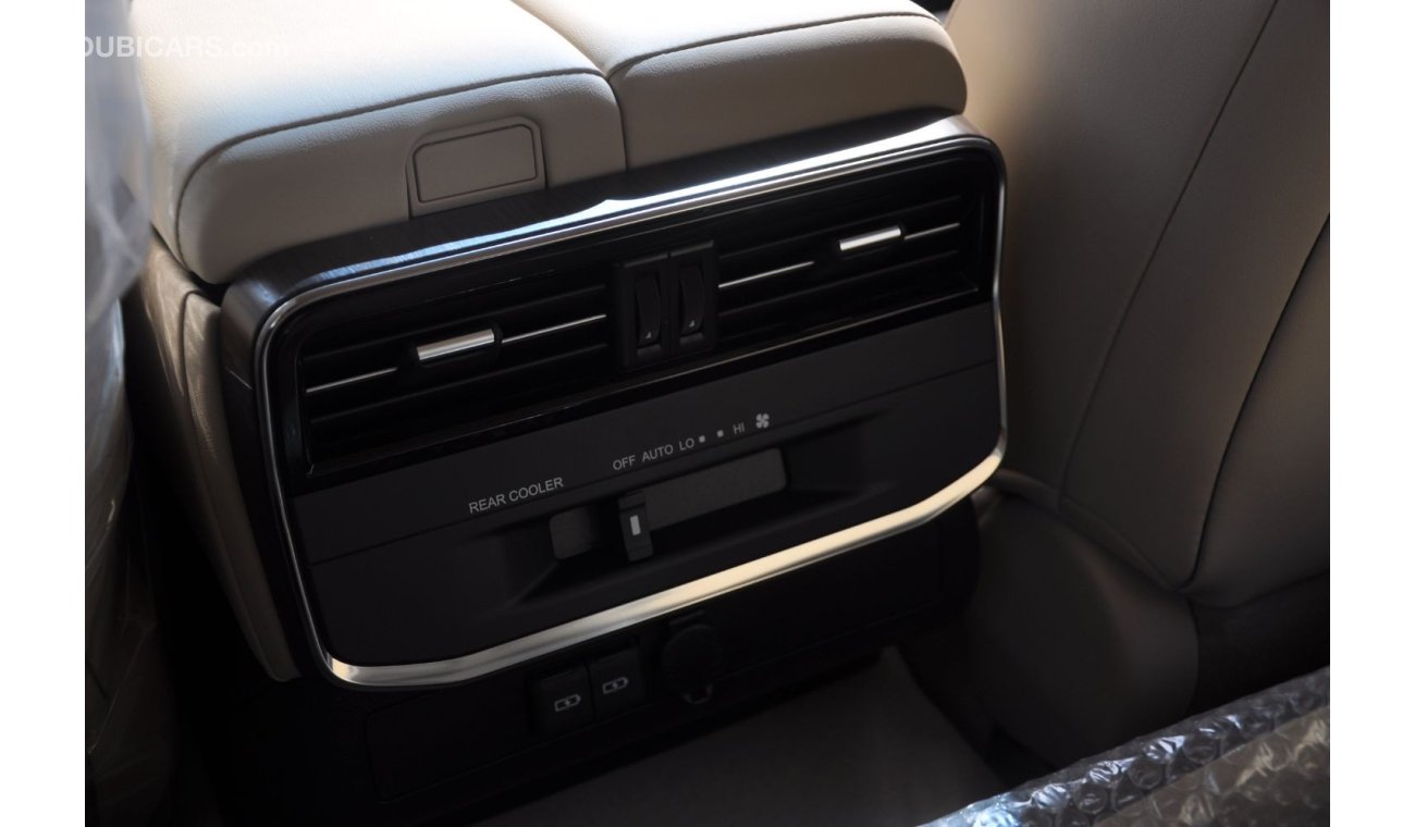 Toyota Land Cruiser 3.3T GXR DIESEL