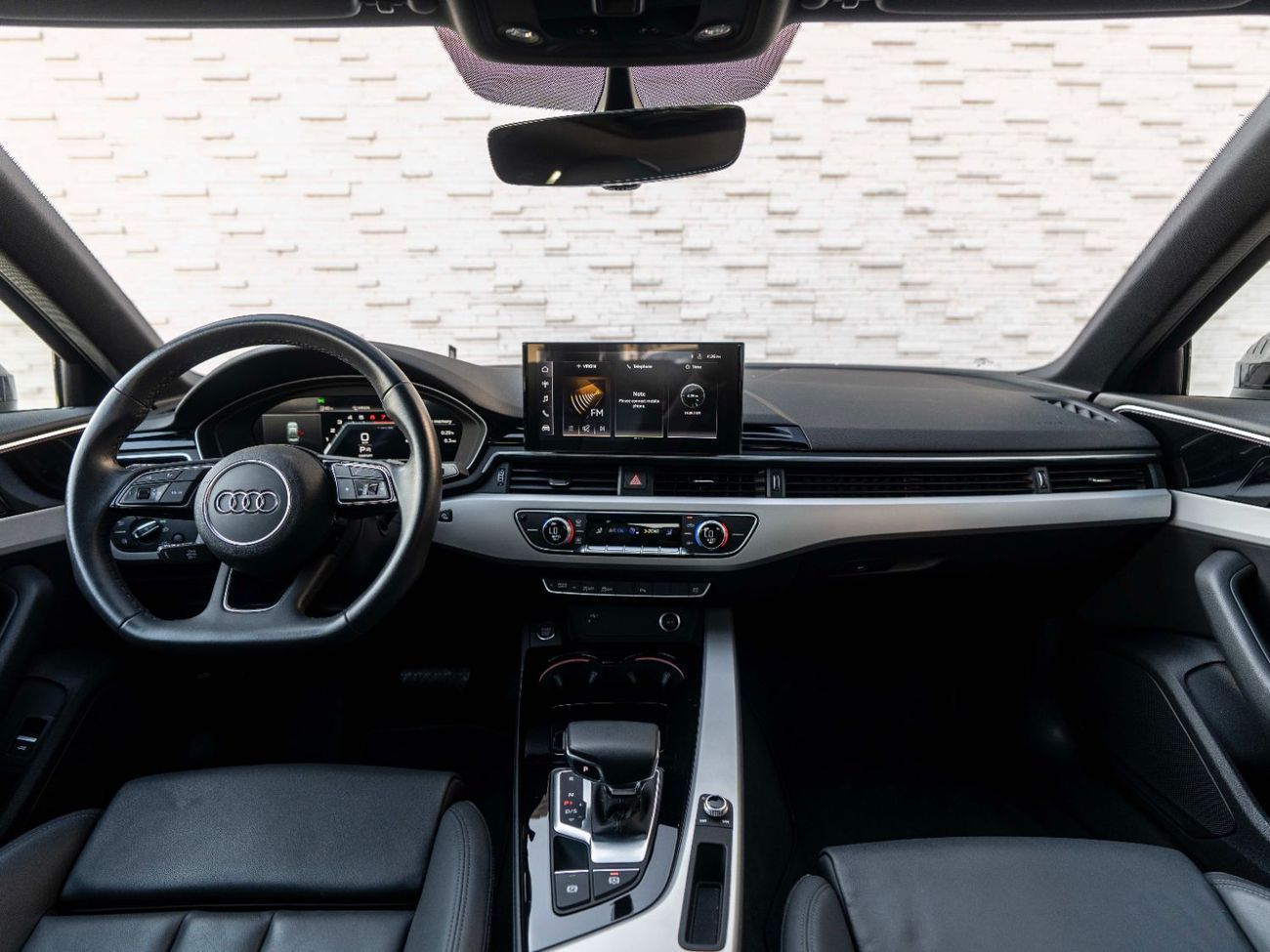 أودي A4 35 TFSI S Line 2.0L