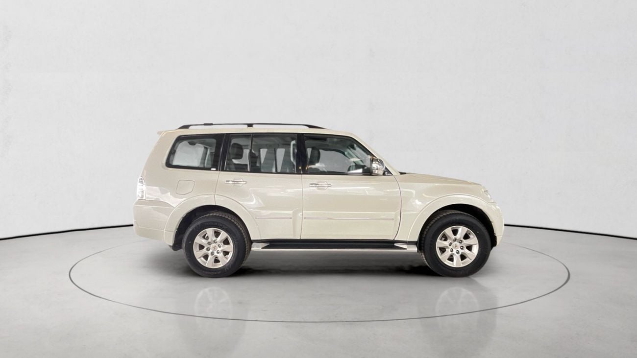 Mitsubishi Pajero GLS Highline 3.8L (274 HP) GLS Highline | Guaranteed Warranty | 0 Down Payment