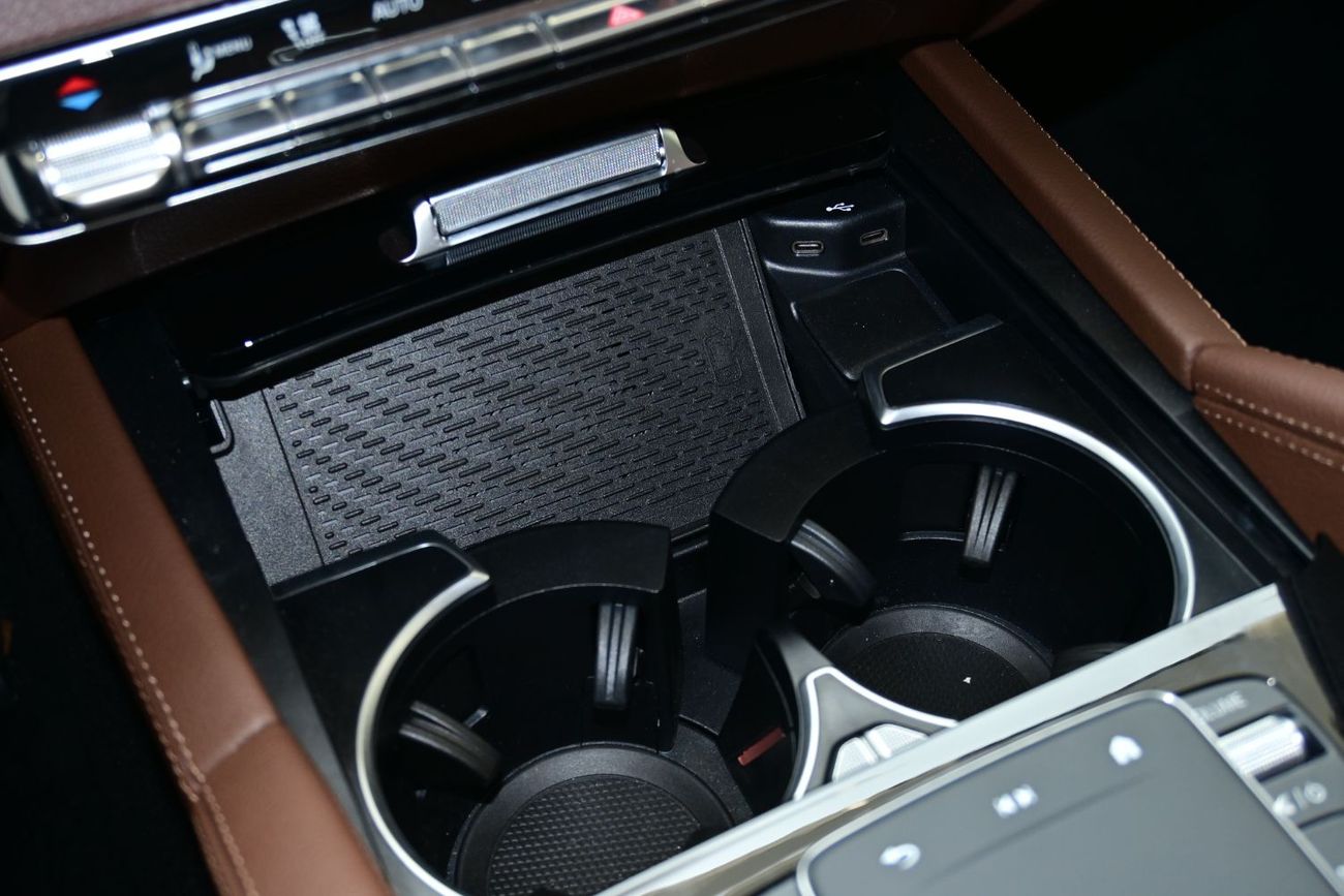 Mercedes-Benz GLS 450 4MATIC Mercedes GLS 450 SUV, 3.0L Turbo In-Line 6 with Mild Hybrid, Model 2024