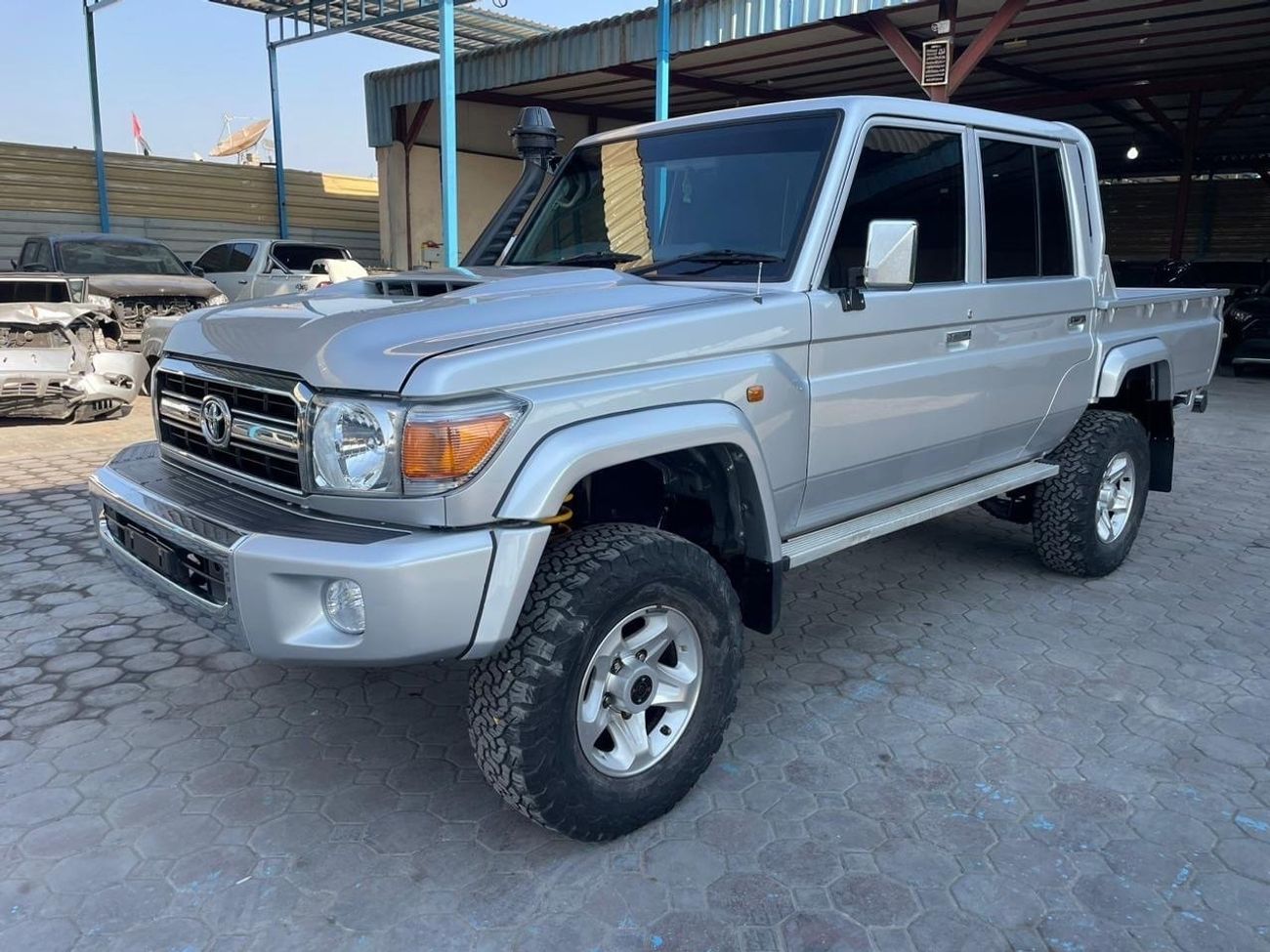 Toyota Land Cruiser Pick Up 2017 RHD Diesel Double Cabin Ful Option Very clean and perfect condition