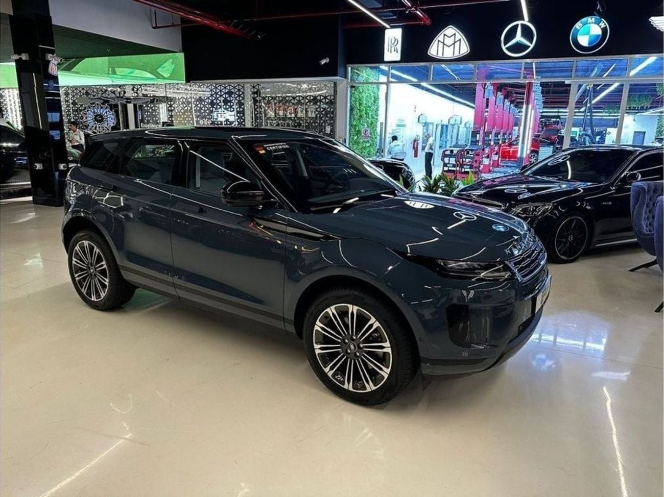 لاند روفر رانج روفر إيفوك 2024 Land Rover Range Rover Evoque P200 S & ( 5 YEARS WARRANTY AND SERVICE CONTRACT )