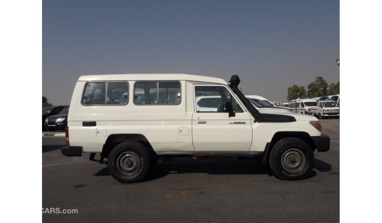 Toyota Land Cruiser TOYOTA LAND CRUISER RIGHT HAND DRIVE (PM1018)