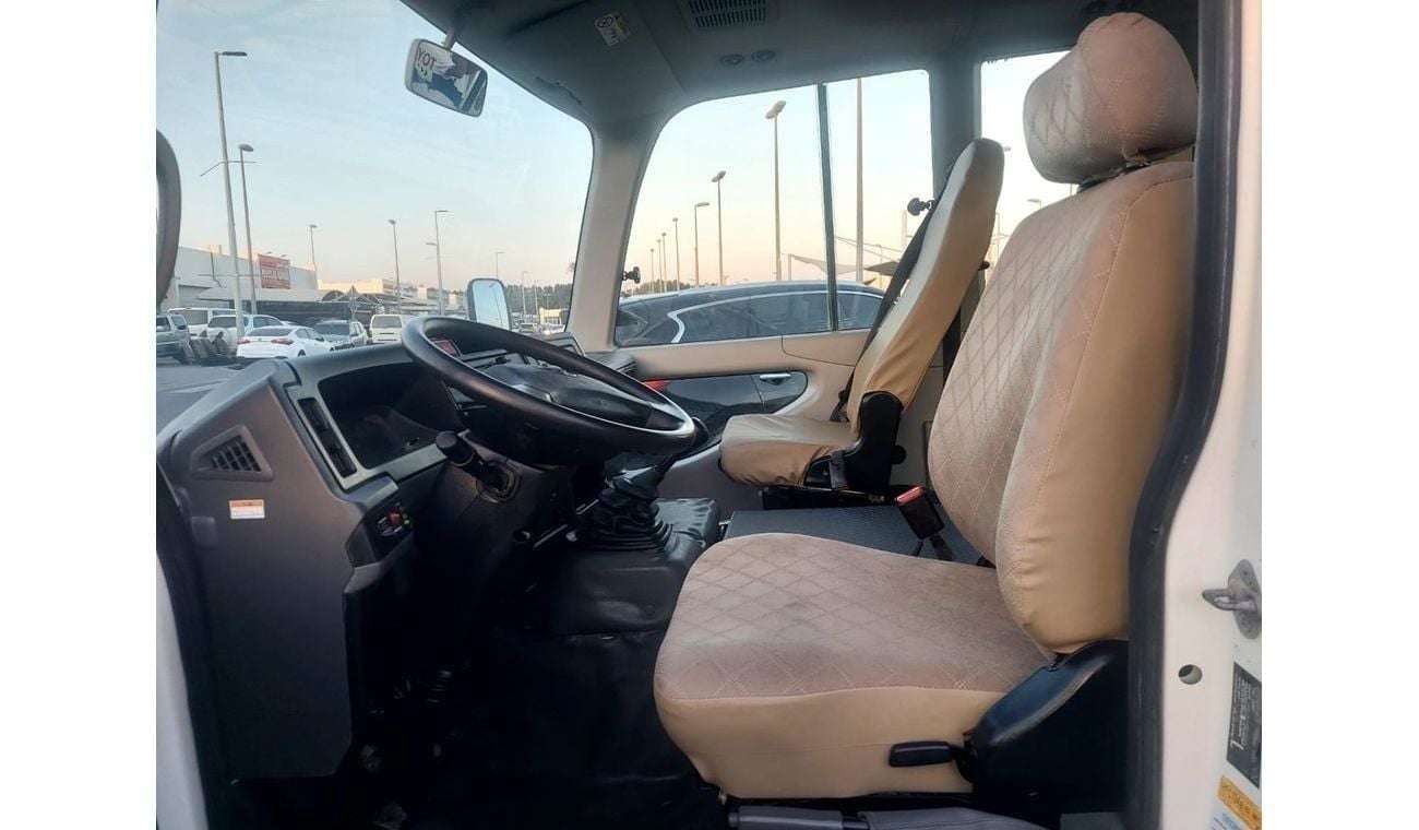 Toyota Coaster 4.2L DIESEL 23 SEATER MANUAL TRANSMISSION