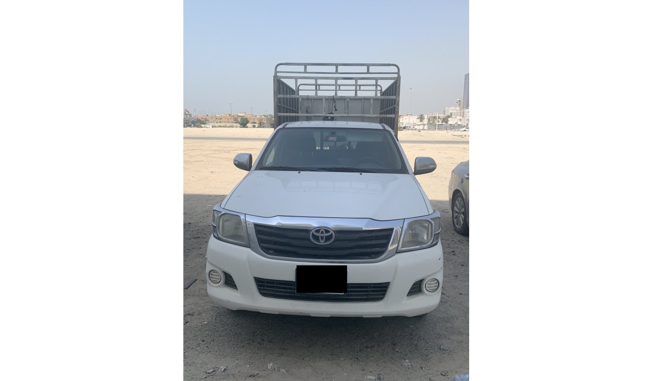 Toyota Hilux 2.0