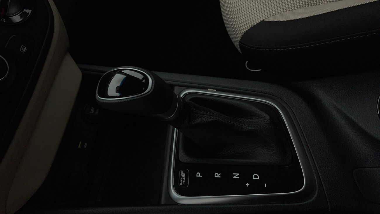 Hyundai Accent GL 1.6 | Zero Down Payment | Free Home Test Drive