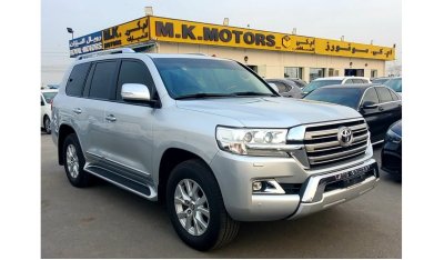 تويوتا لاند كروزر TOYOTA LAND CRUISER GXR V6 FULL OPTION 4.0L ( PETROL )