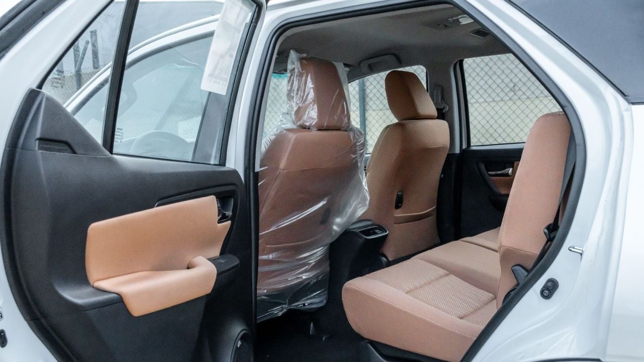 Toyota Fortuner 2026 Toyota Fortuner GX 2.7 AT Petrol (White-Tan) RWD