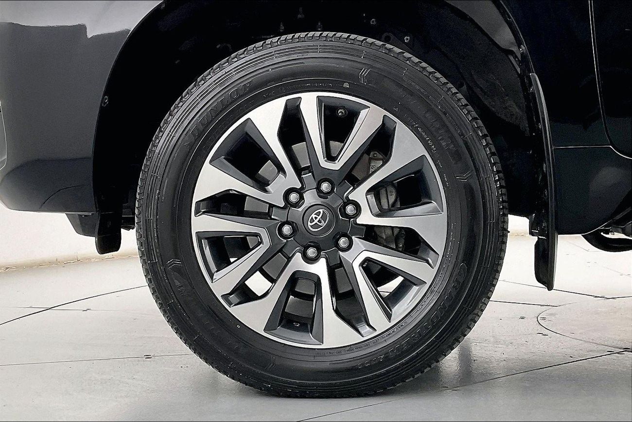 تويوتا برادو GXR | سنة ضمان مجانية | 0 دفعة أولى | سياسة الإعادة بعد 7 أيام