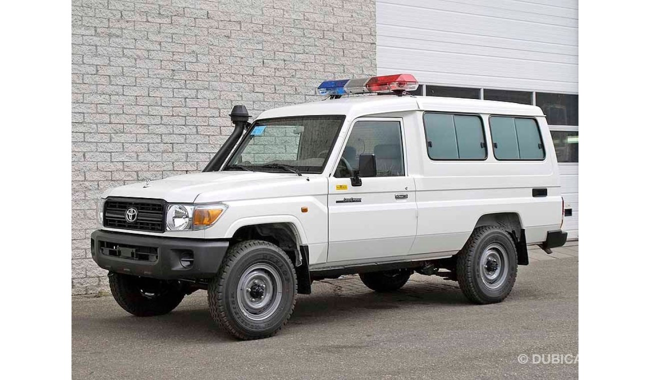 تويوتا لاند كروزر هارد توب 4.2L MT Ambulance  Diesel 2021MY