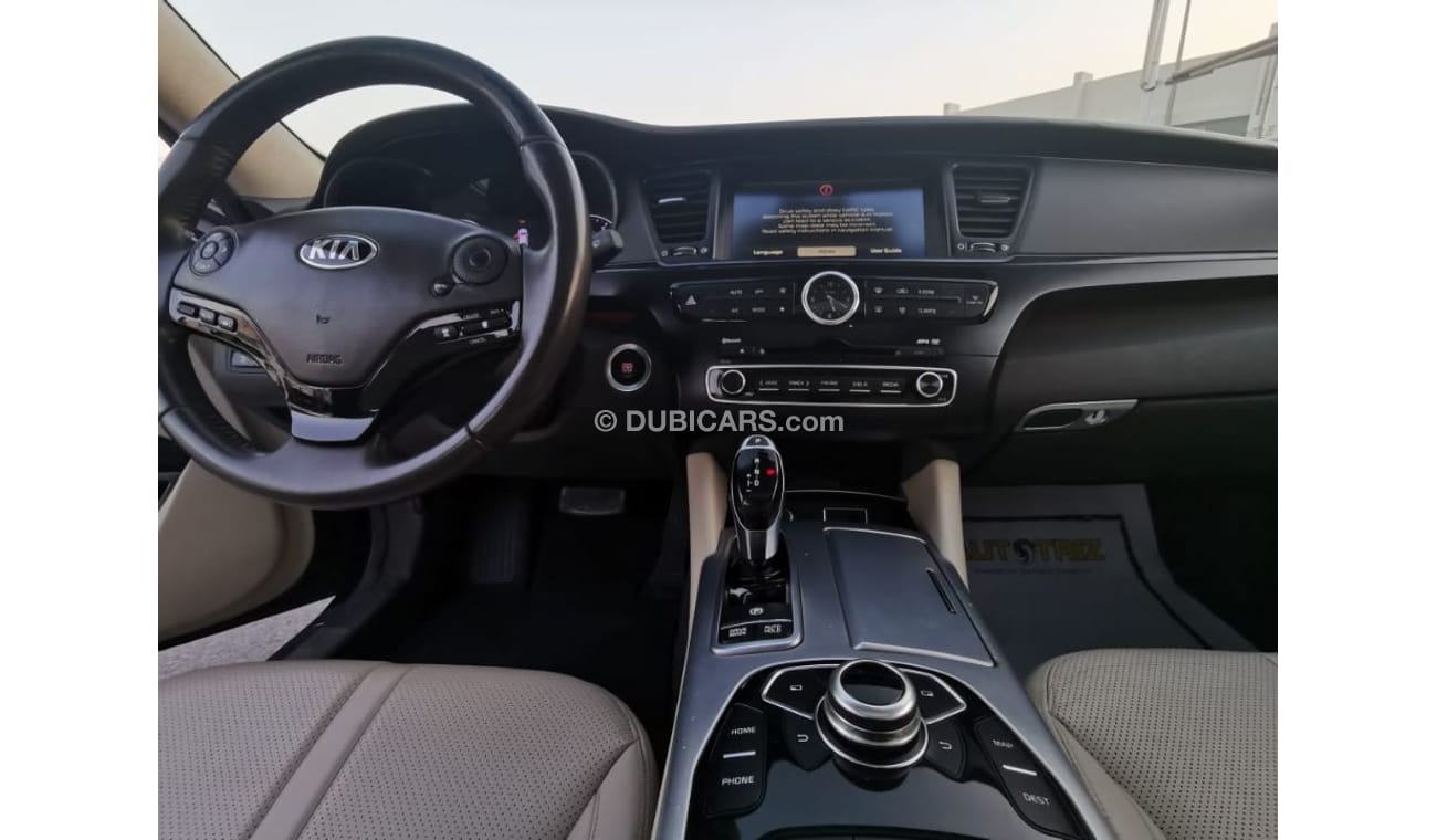 Kia Quoris Kia Quoris 2013 GCC Specefecation