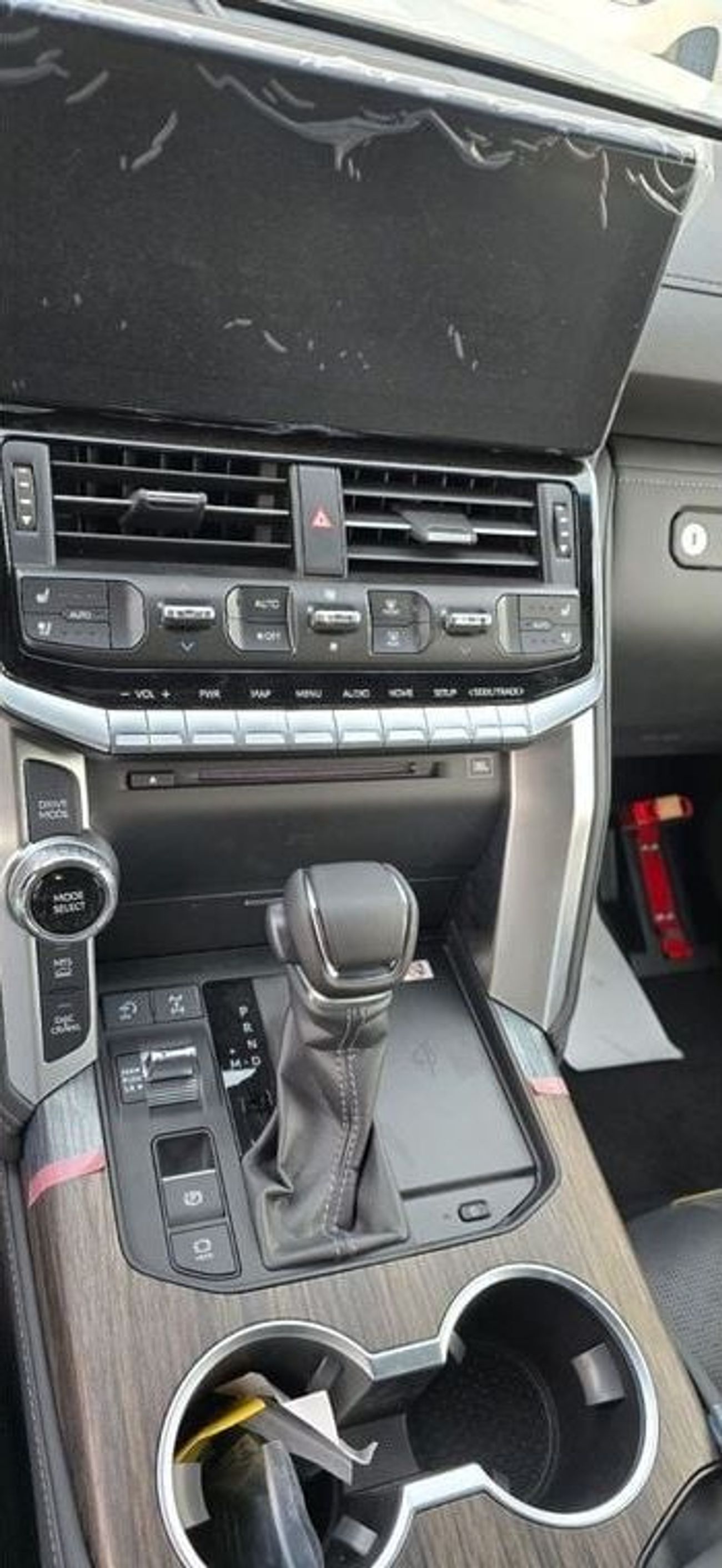 Toyota Land Cruiser LAND CRUISER 3.3 L VXR 2024