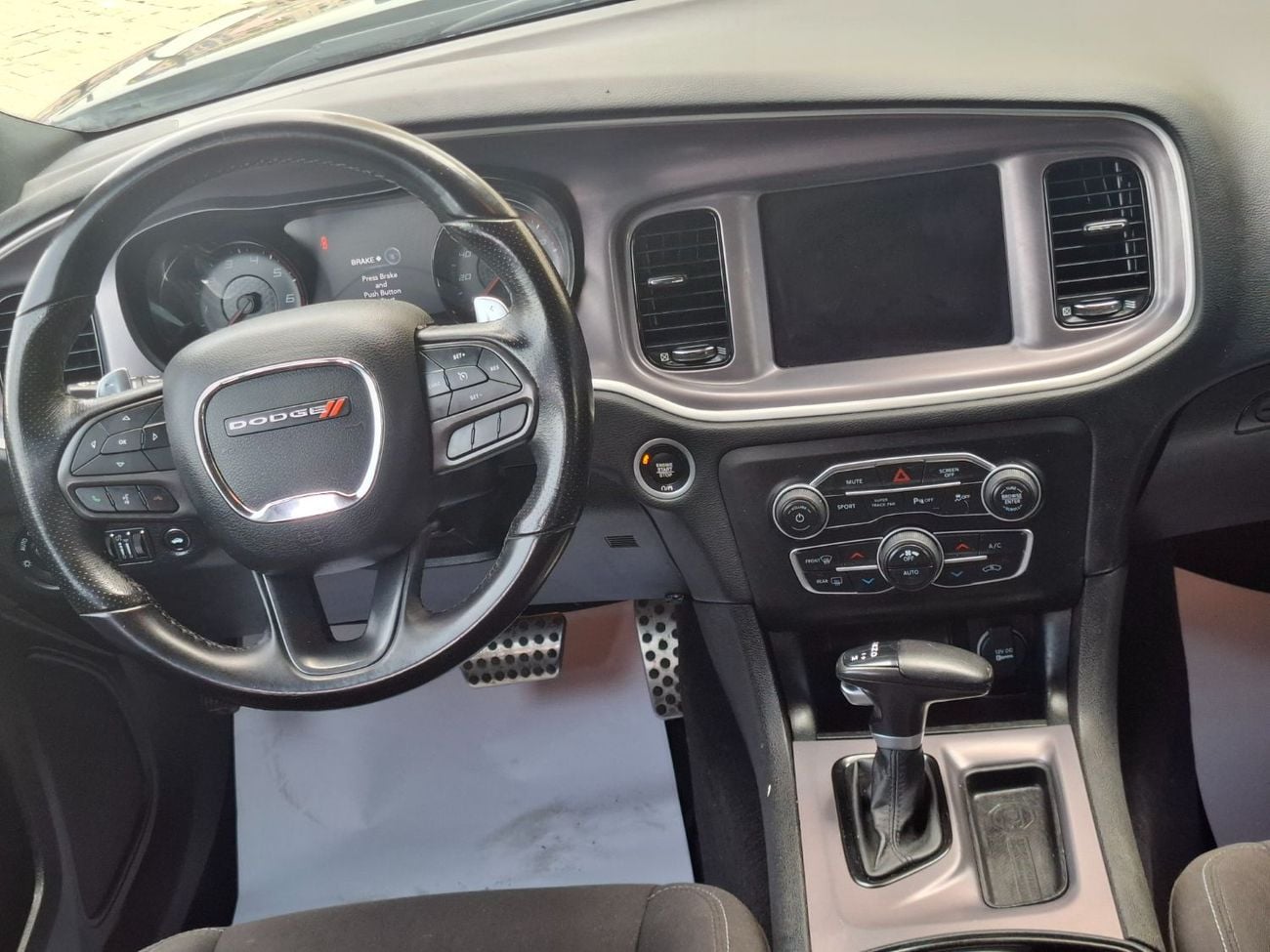 دودج تشارجر دودج 2022 تشارجر V8