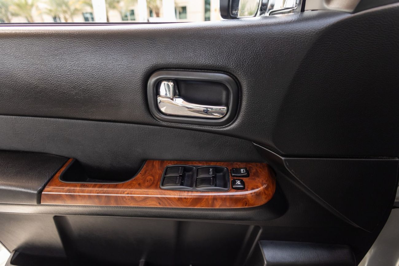 نيسان باترول سفاري Safari 4.8L A/T