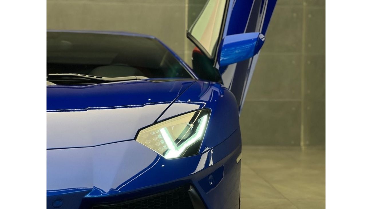 Lamborghini Aventador LP700-4 Lamborghini Aventador LP 700-4