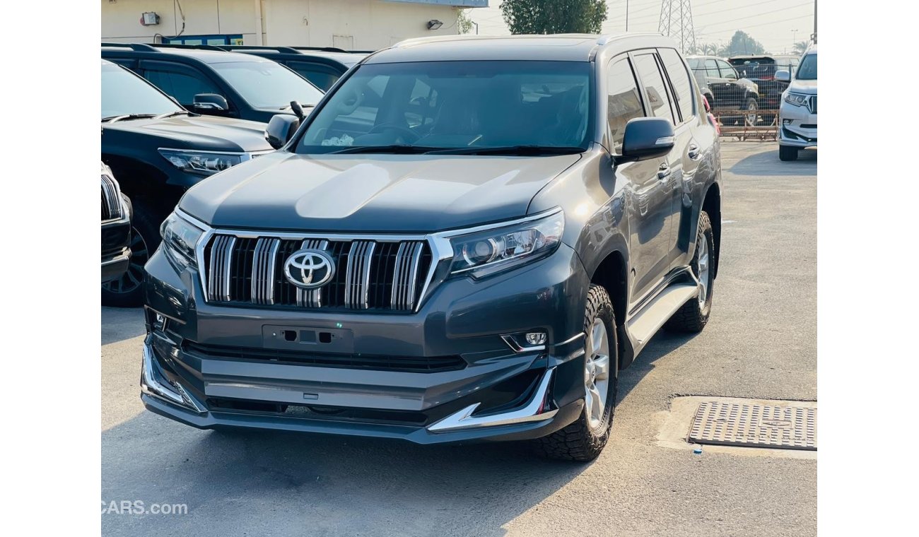 Toyota Prado Toyota prado Diesel engine model 2012 leather electric seats with sunroof also have 7 seaters Grey c