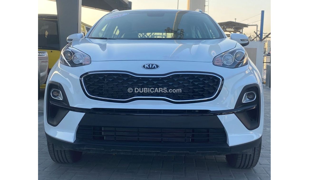 Kia Sportage (GCC 1.6 ) very good condition without accident original paint